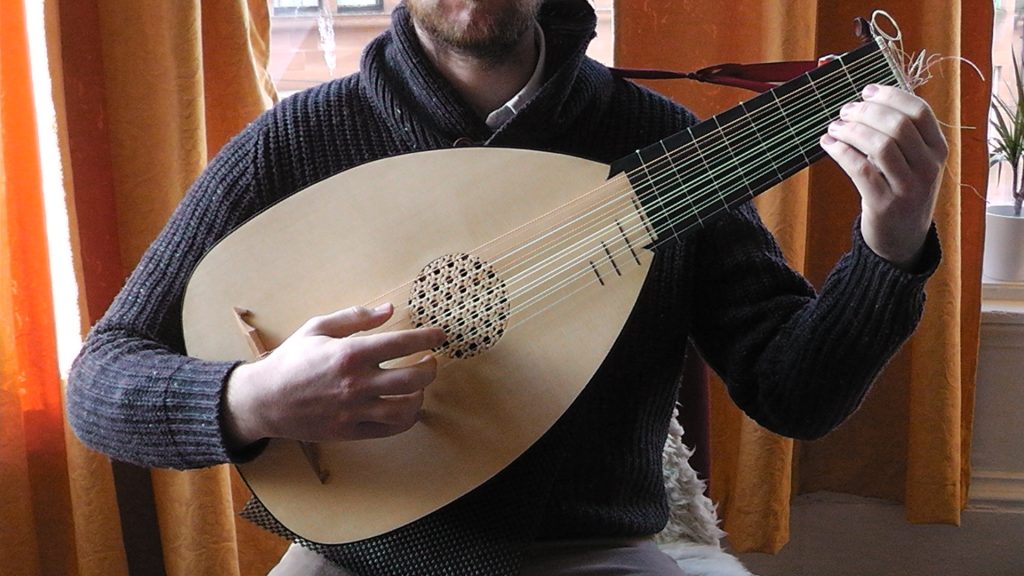 Lute Tutor